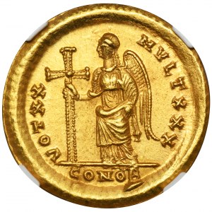 Roman Imperial, Theodosius II, Solidus - NGC Ch AU