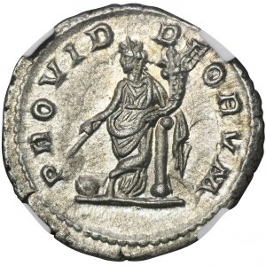 Roman Imperial, Elagabalus, Denarius - NGC Ch AU
