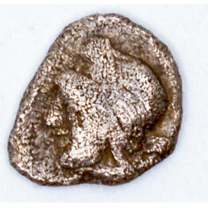 Mysia, Kyzikos  (cca 410-390 př.n.l.).  AR hemiobol. Hlava vlevo / býčí hlava, blíže neurčeno
