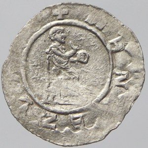 Bořivoj II.  (1100-1110). ½ denár (0,31 g). Cach-419.  část. nedor.