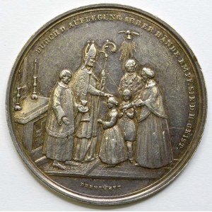 Křestní medaile b.l. (cca 1850). P. Marie s Ježíškem, opis / scéna z kostela, opis. Sign. Drentwett. Ag 34 mm (10,23 g)...