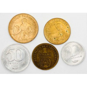 20 + 50 centavos 1977, 1 escudo 1980, 1985 10 let nezávislosti, 2 ½ escudo 1977. KM-15-18, 23