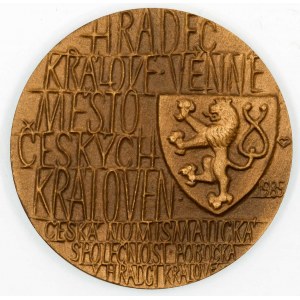 Eliška Rejčka 1985. Portrét, opis / štít se lvem, nápisy. Sign. Vitanovský. Bronz 50 mm. ČNM-A10...