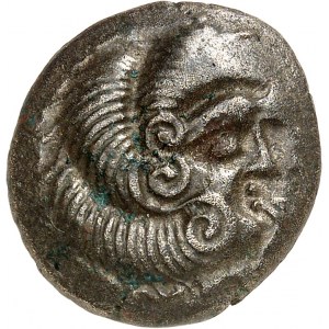 Coriosolites (fin de la Ière moitié du Ier siècle av. J.-C.). Statère de billon, classe I, au nez droit ND (c.50 av. J.-C.).