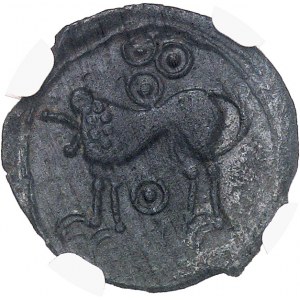 Suessions (fin du IIe s. av. J.-C. jusqu'à la Guerre des Gaules). Bronze au type janiforme, classe II ND (c.50-40 av. J.-C.).