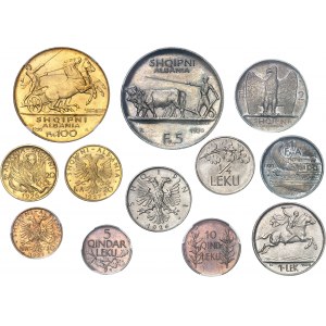 Zog Ier (1925-1939). Écrin de la Banque Nationale d'Albanie (B.N.A.) avec 100 franga, 20 franga (Skanderberg), 20 franga, 10 franga, 5 franga, 2 franga, 1 franga, 1 lek, 1/2 lek, 1/4 leku, 10 qindar leku, 5 qindar leku 1926-1927, Rome.