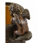 Nagy méretű kaspó puttókkal. Bronz. XIX. sz. / Large brnze pot with angels. 19th century m...