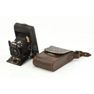 Ernemann Bob I kamera Ernar 6,3/80 mm objektívvel, sérült bőr tokkal / Vintage camera