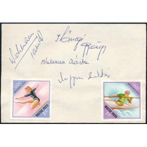 4 magyar sportoló autográf aláírása az 1972-ben rendezett müncheni Olimpiára kiadott bélyegekkel ellátott lapon...