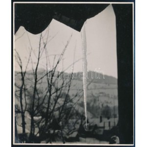 cca 1934 Kinszki Imre (1901-1945) budapesti fotóművész hagyatékából, jelzés nélküli vintage fotóművészeti alkotás ...