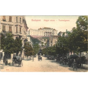 1912 Budapest I. Alagút utca, lovaskocsik, fiákerek, borbély. Taussig A. 6834. (kis szakadás / small tear...