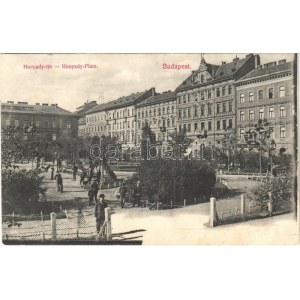 1907 Budapest VI. Hunyadi tér, Hoffmann Kávéház, park. Divald Károly 34. (EK)