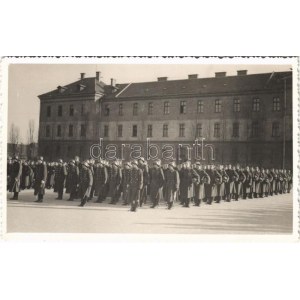 1941 Budapest VIII. Ludovika, katonák eskütétele. Borsay foto, photo
