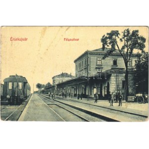 1909 Érsekújvár, Nové Zámky; pályaudvar, vasútállomás, vonat. W.L. Bp. 432. / railway station, train (fl...