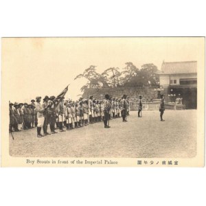 Japanese scout camp, boy scouts in front of the Imperial Palace