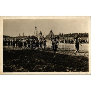 1933 Gödöllő, Cserkész Jamboree, cserkészek zászlókkal / World Scout Jamboree, scouts with flags...