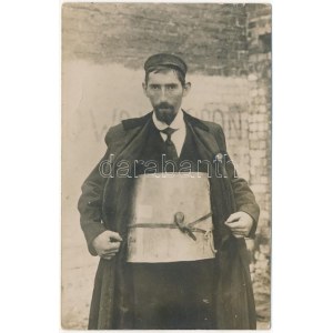 Orosz zsidó csempész. Judaika / Russian Jewish smuggler. Judaica, photo
