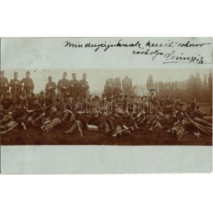 1905 Budapest, katonák csoportképe puskákkal / Hungarian soldiers with guns. photo