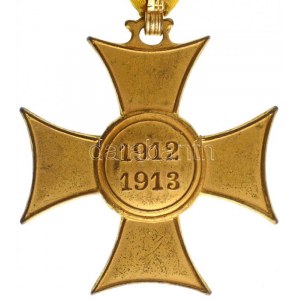 1913. Mozgósítási Kereszt / 1912-1913-as Emlékkereszt aranyozott Br kitüntetés eredeti mellszalagon T:2 ...