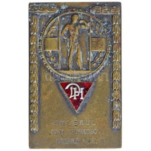 1941. Emlékül - 1941. Pünkösd - Dreher L.E. egyoldalas Br plakett zománcozott Dreher LE címerrel (86,18g/42x67mm) T...