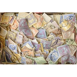 1-2 ezer db Turul bélyeg dobozban ömlesztve / 1-2 thousand Turul stamps in a box