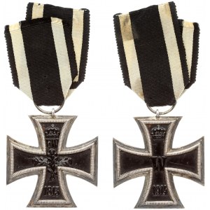 Germany Iron Cross Medal (1914) Type III: II Class; issued for combat (instituted 10 March 1813). Averse...