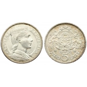 Latvia 5 Lati 1929. Averse: Crowned head right. Reverse: Arms with supporters above value. Edge Description: DIEVS **...