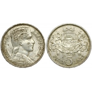 Latvia 5 Lati 1931 Averse: Crowned head right. Reverse: Arms with supporters above value. Edge Description: DIEVS **...