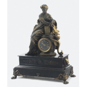 Zegar kominkowy z figurą kobiety - alegorią literatury