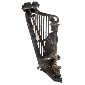 Chór Młodzieży - Harfa, przypinka z datą 1916