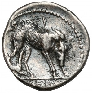 Roman Republic, C. Hosidius C. f. Geta (68 BC) AR Denarius