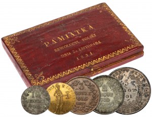 Powstanie Listopadowe, Pudełko PAMIĄTKA z monetami 1831