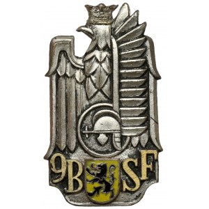 PSZnZ, Badge, 9th Flanders Rifle Battalion