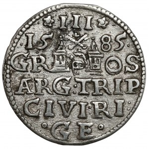 Stefan Batory, Trojak Riga 1585 - low epaulettes