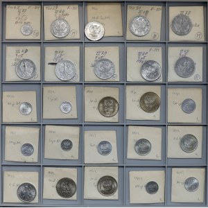 Tablett mit Münzen der Kommunistischen Partei - darunter ein sensationeller Fisherman von 1960 und ein schöner 2-Zloty von 1972