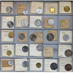 Tablett mit PRL-Münzen - Ende der PRL - viele geprägte Münzen