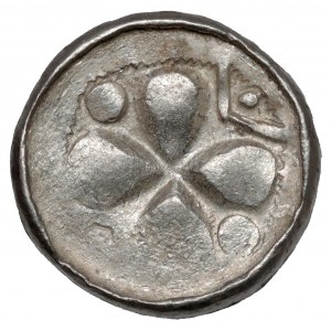CNP VII cross denarius
