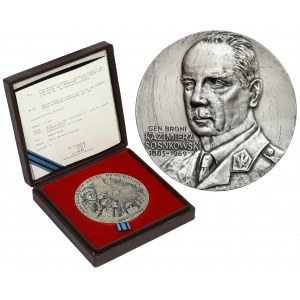 Strieborná medaila, generálporučík Kazimierz Sosnkowski