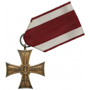 III RP, Krzyż Walecznych - po 1992
