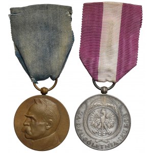 Druhá republika, medaila k 10. výročiu znovuzískania nezávislosti a medaila za dlhoročnú službu XX rokov (2ks)