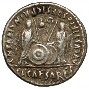 Octavianus Augustus (27 př. n. l. - 14 n. l.), denár - vnoučata