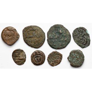Indien und Islam (?), Bronzemünzen, Los (8Stück)