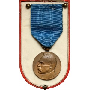 II RP, Medal X-lecia Odzyskanej Niepodległości