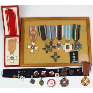 Eine Reihe von Nachkriegsauszeichnungen und -abzeichen, darunter zahlreiche Veteranenabzeichen