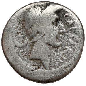 Republika, Juliusz Cezar (47-46 p.n.e.) Denar PORTRETOWY