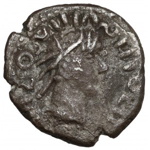 Regnum Barbaricum, imitace denáru (3.-4. stol. n. l.) - v přilbě