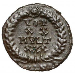 Constntius II (337-351 AD) Follis