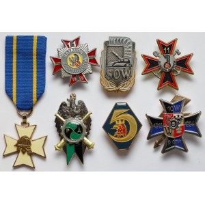 III RP, Sada plukovních odznaků a medailí (7ks)