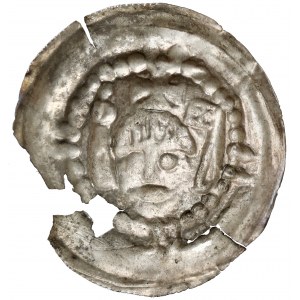 Henrich I. Bradatý, Brakteat - hlava s krížom, medzi zástavou a vežou