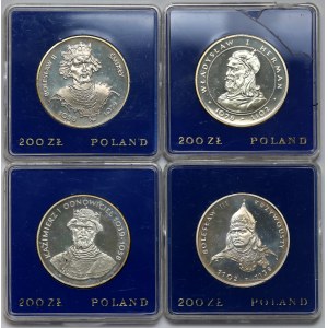 People's Republic of Poland Mirrors, 200 zloty 1980-1982, KINGS - set (4pcs)